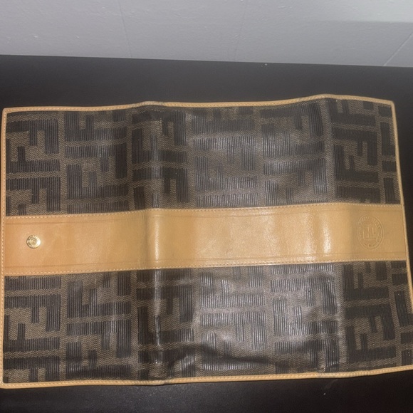 AUTHENTIC FENDI WALLET - Picture 9 of 15